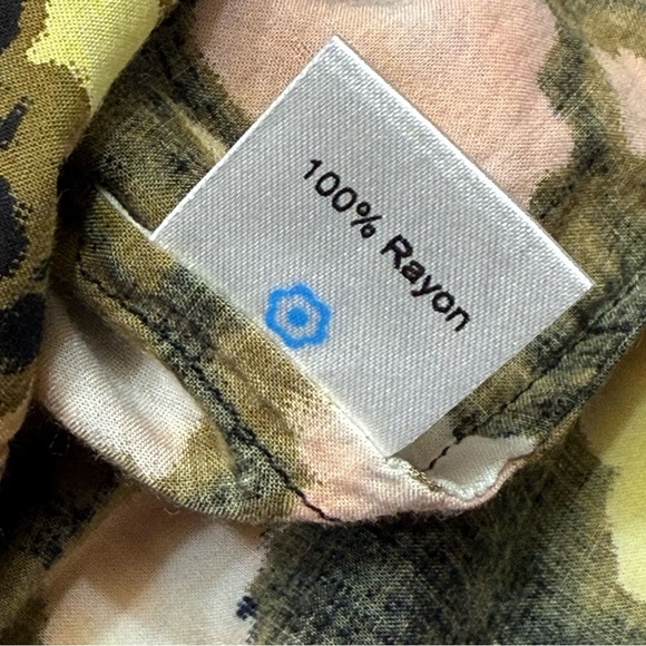 Blue Ginger - Pleated Button-Up Tunic Blouse - Made of 100% Raton - Size Small - Picture 11 of 16